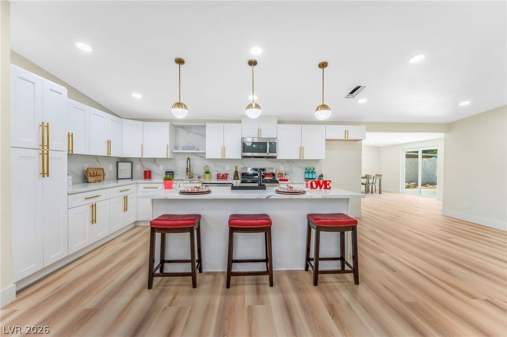 3504 Chevy Chase Avenue, Las Vegas, NV 89110