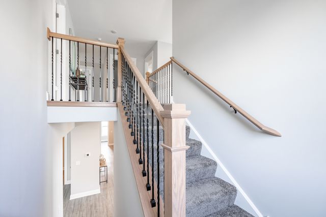 5916 Woody Creek Lane, Bettendorf, IA 52722