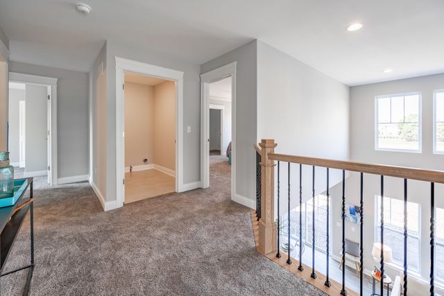 5916 Woody Creek Lane, Bettendorf, IA 52722