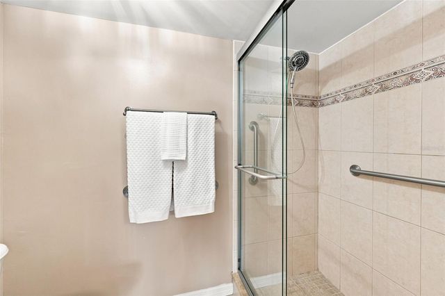 55 ROGERS STREET 204, Clearwater, FL 33756
