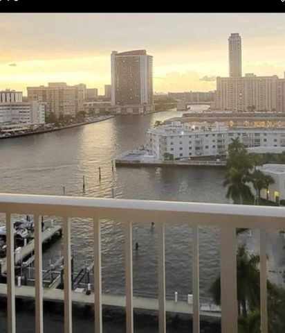 1965 S OCEAN Drive 9Q, Hallandale Beach, FL 33009