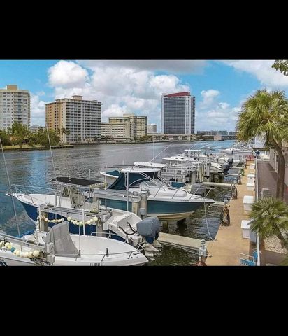 1965 S OCEAN Drive 9Q, Hallandale Beach, FL 33009