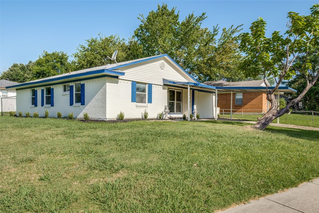 2141 Avis Street, Mesquite, TX 75149