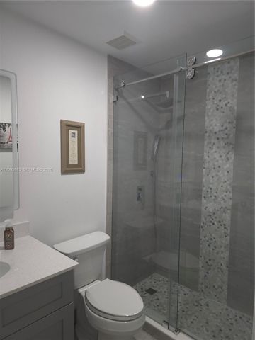 2411 SW 103rd Way, Miramar, FL 33025