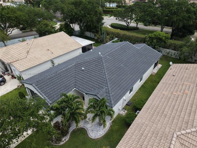 2411 SW 103rd Way, Miramar, FL 33025