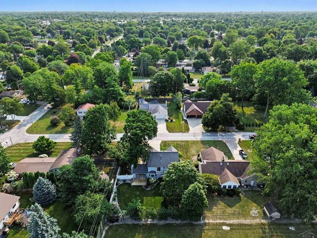 2815 Dunkirk Drive, Saginaw Twp, MI 48603