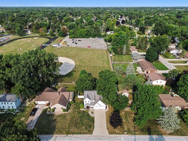 2815 Dunkirk Drive, Saginaw Twp, MI 48603