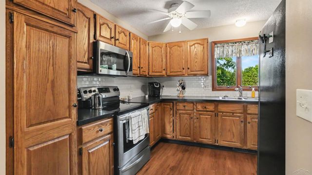 2815 Dunkirk Drive, Saginaw Twp, MI 48603