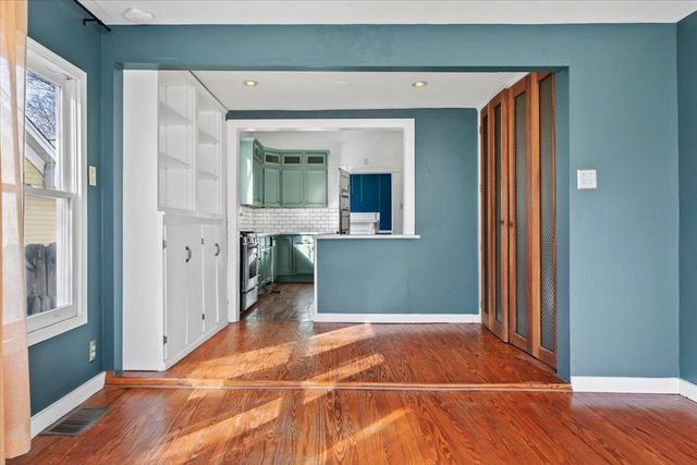 2069 VINTON AVE, Memphis, TN 38104