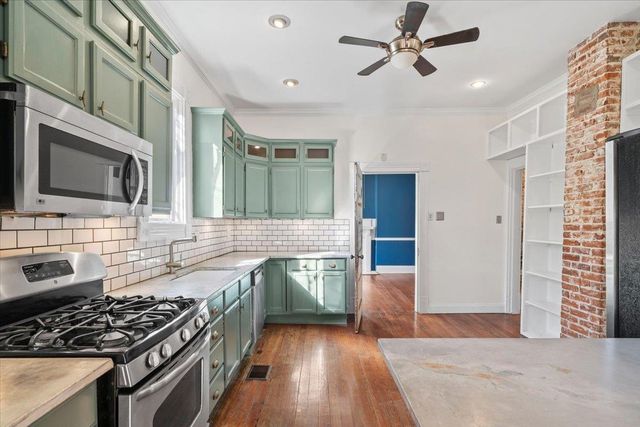 2069 VINTON AVE, Memphis, TN 38104