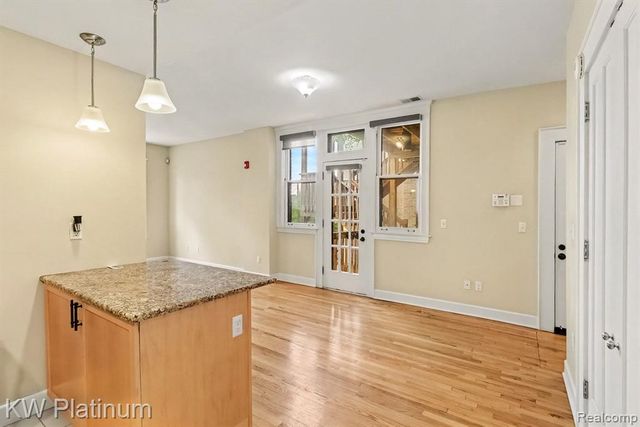 615 W Hancock Street, Detroit, MI 48201