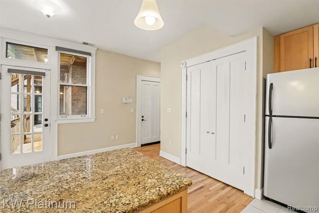 615 W Hancock Street, Detroit, MI 48201