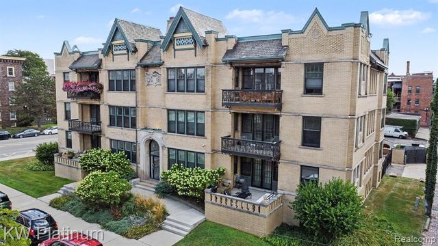 615 W Hancock Street, Detroit, MI 48201
