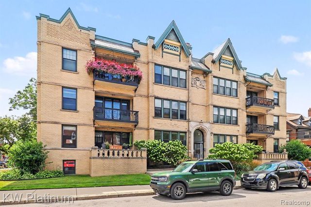 615 W Hancock Street, Detroit, MI 48201
