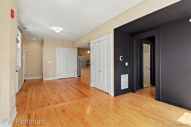 615 W Hancock Street, Detroit, MI 48201