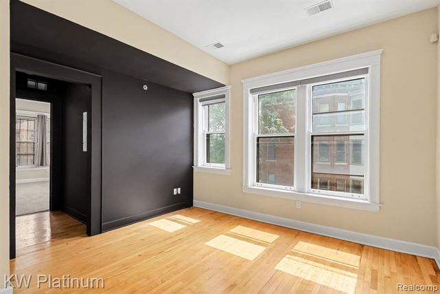615 W Hancock Street, Detroit, MI 48201