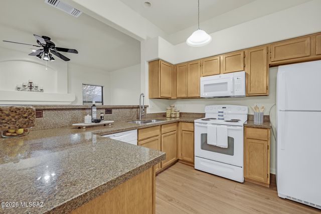 7667 E Park View Drive, Tucson, AZ 85715