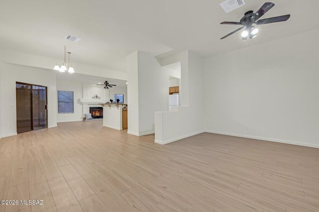 7667 E Park View Drive, Tucson, AZ 85715