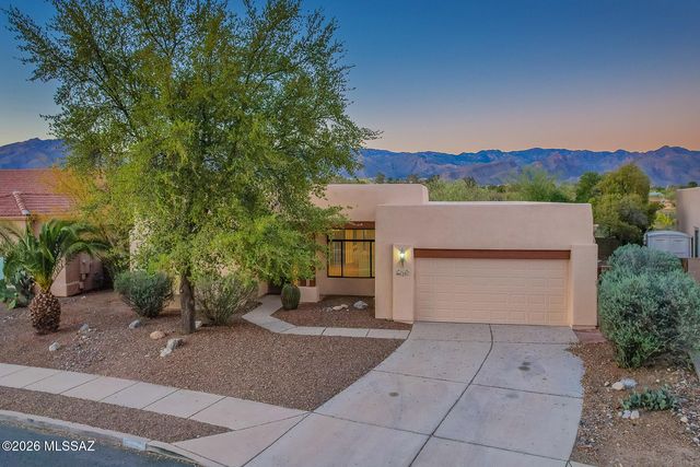 7667 E Park View Drive, Tucson, AZ 85715