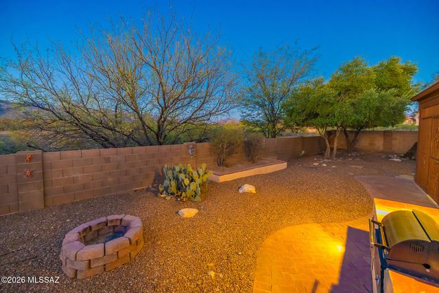 7667 E Park View Drive, Tucson, AZ 85715