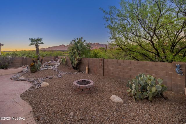 7667 E Park View Drive, Tucson, AZ 85715