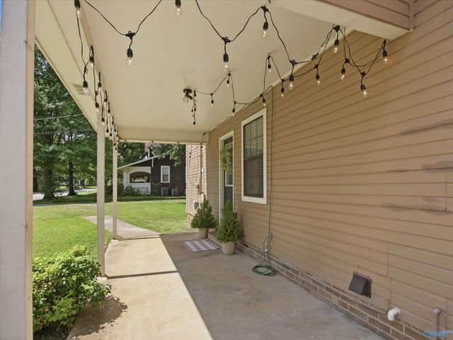301 Oak Street, Decatur, AL 35601