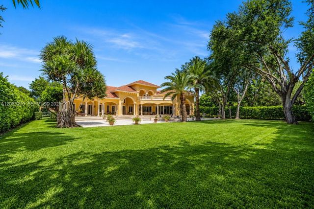 9245 SW 93rd Avenue, Miami, FL 33176