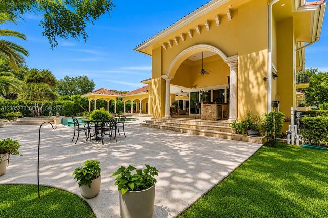 9245 SW 93rd Avenue, Miami, FL 33176
