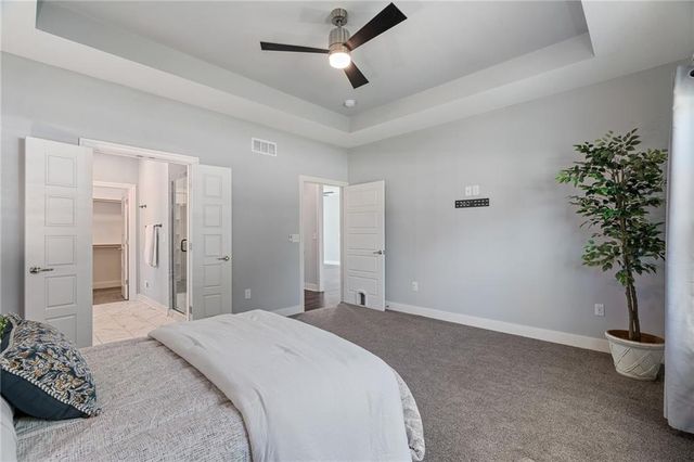 8435 Ottawa Street, De Soto, KS 66018