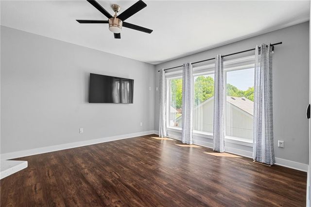 8435 Ottawa Street, De Soto, KS 66018