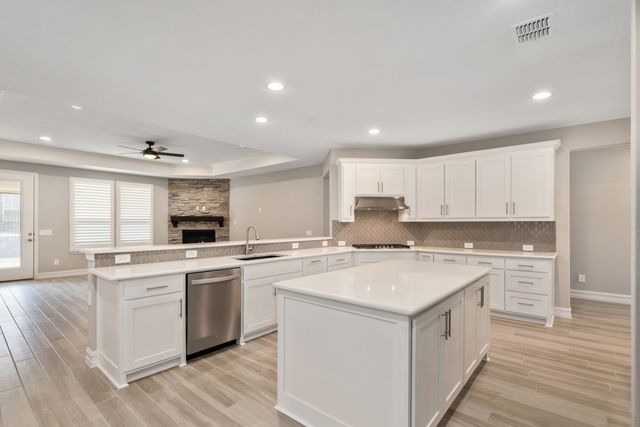 1116 Cornerstone Drive, Little Elm, TX 76227