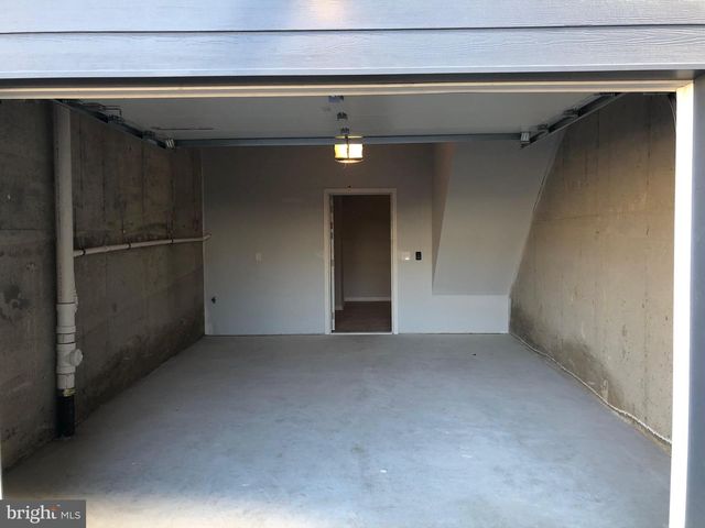 436 KINGSLEY ST, Philadelphia, PA 19128