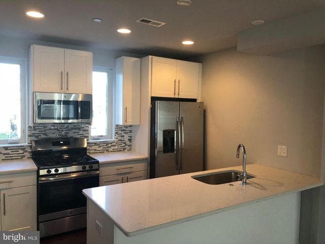 436 KINGSLEY ST, Philadelphia, PA 19128