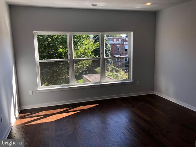 436 KINGSLEY ST, Philadelphia, PA 19128