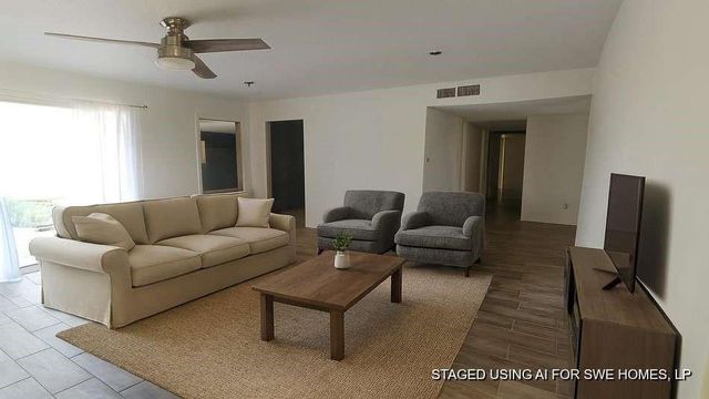 6815 Moss Oaks Drive, Houston, TX 77050