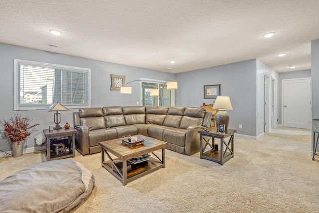 17821 Essex Lane, Farmington, MN 55044