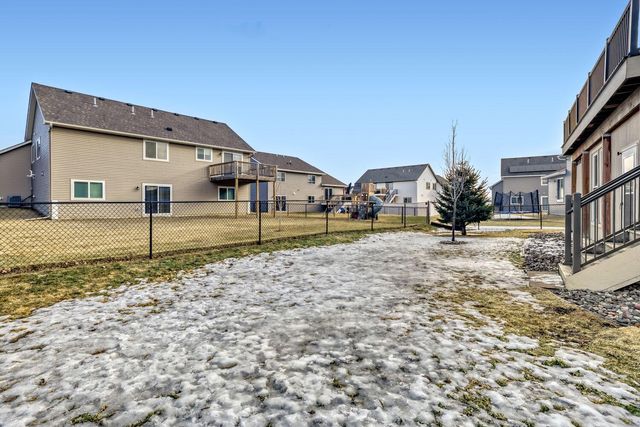 17821 Essex Lane, Farmington, MN 55044