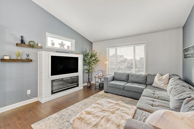 17821 Essex Lane, Farmington, MN 55044