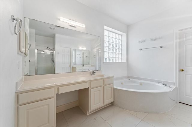 11707 Hillsgate Court, Tomball, TX 77377