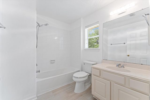 11707 Hillsgate Court, Tomball, TX 77377