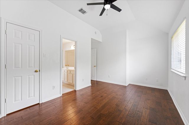11707 Hillsgate Court, Tomball, TX 77377