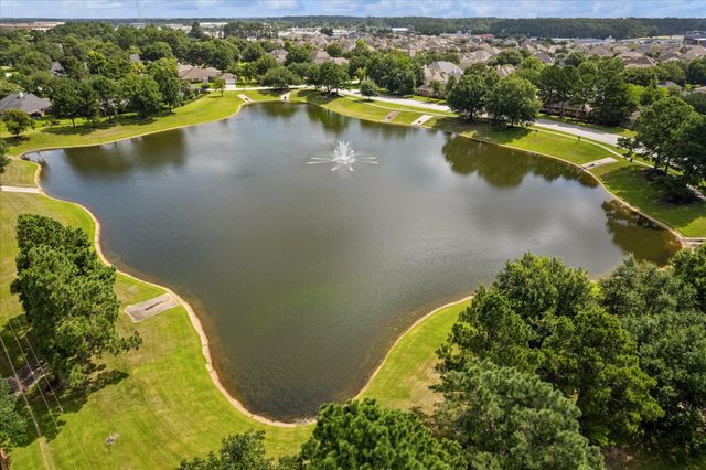 11707 Hillsgate Court, Tomball, TX 77377