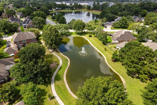 11707 Hillsgate Court, Tomball, TX 77377