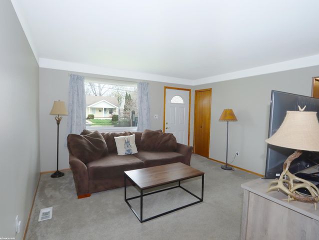 270 Ewell Street, Romeo, MI 48065