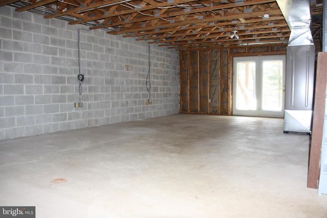 4302 FOX POINTE CT, Glen Mills, PA 19342