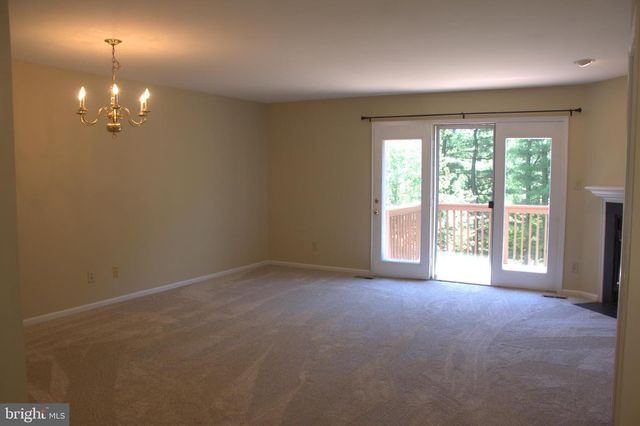 4302 FOX POINTE CT, Glen Mills, PA 19342