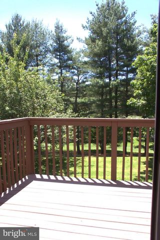 4302 FOX POINTE CT, Glen Mills, PA 19342