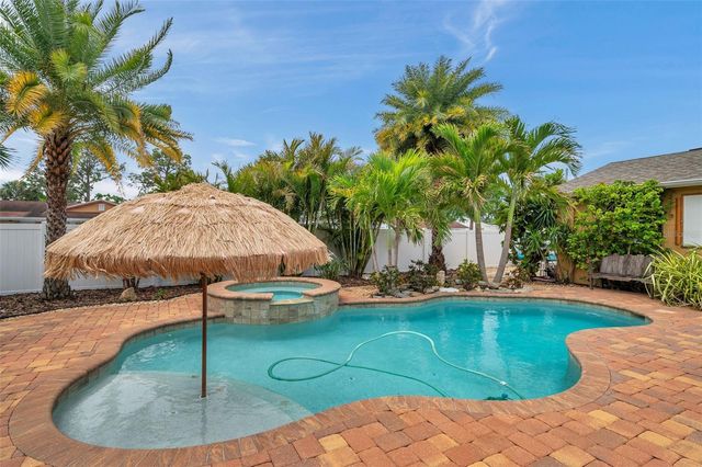 4815 PLANTATION DRIVE, Tampa, FL 33615