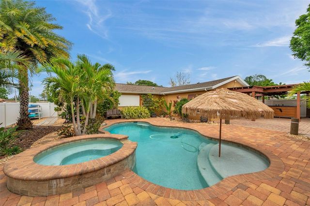 4815 PLANTATION DRIVE, Tampa, FL 33615