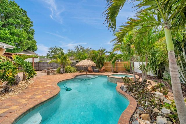 4815 PLANTATION DRIVE, Tampa, FL 33615